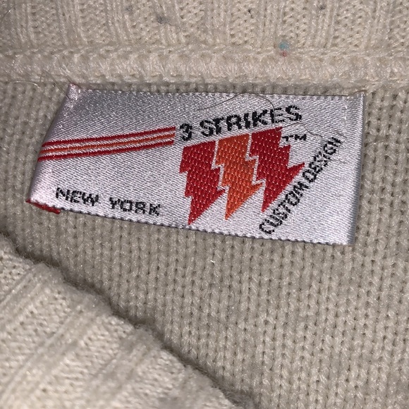 Men's Vintage Acrylic Coca Cola Beige Sweater Size L - Picture 3 of 4